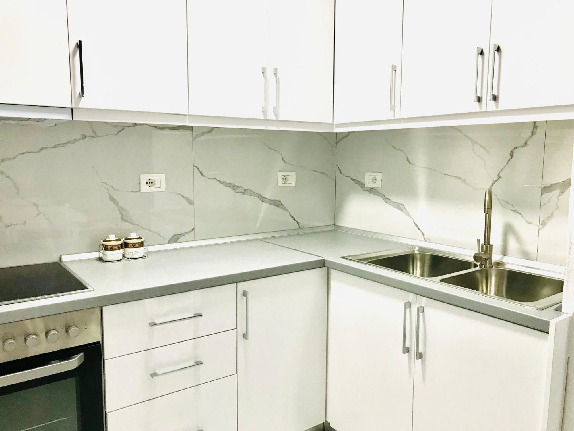 Koli Apartament Берат Екстериор снимка